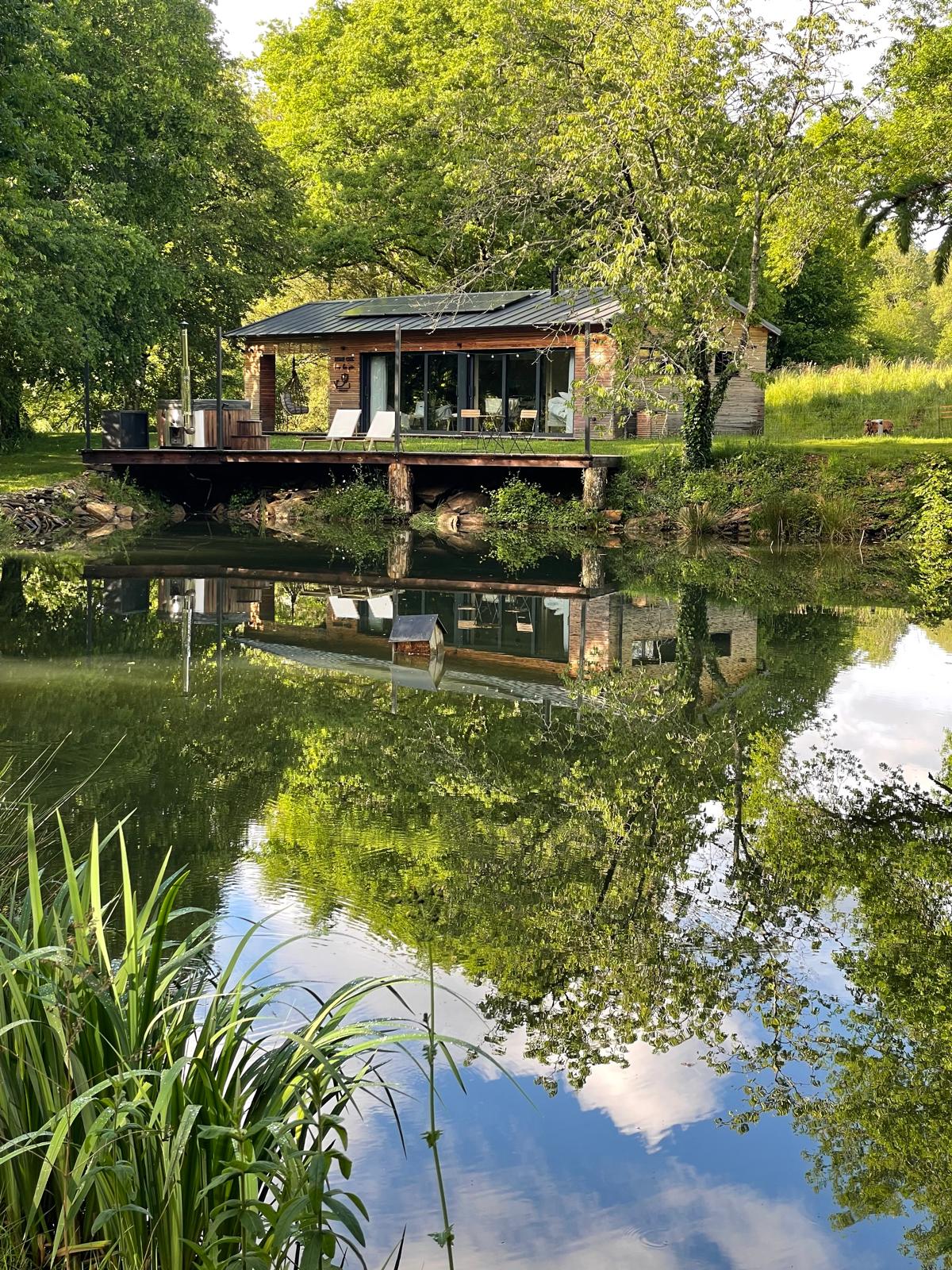 G te Cabane De P che tang Priv Dordogne g-te-cabane-de-p-che-tang-priv-dordogne